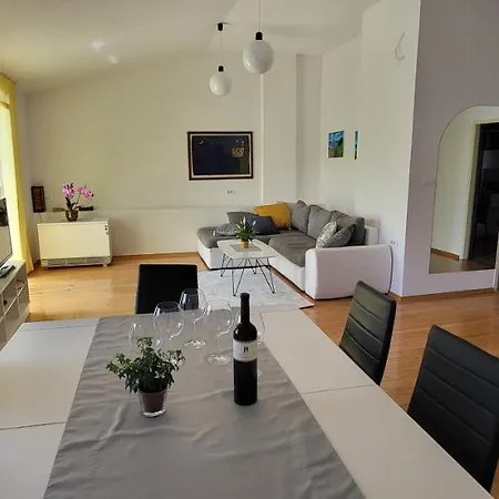 Petra Pekica Apartment *
