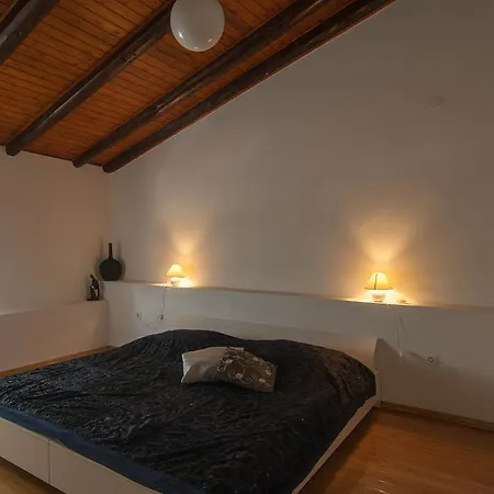 Petra Pekica Apartment